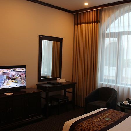 Hai Yen Luxury Hotel Cam Pha Exteriér fotografie