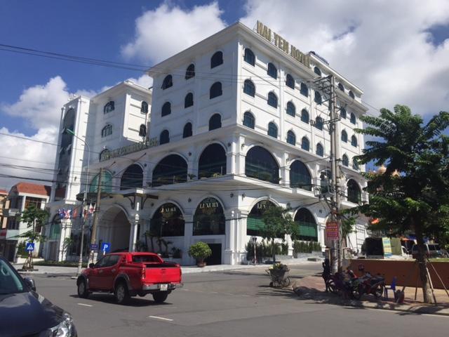 Hai Yen Luxury Hotel Cam Pha Exteriér fotografie